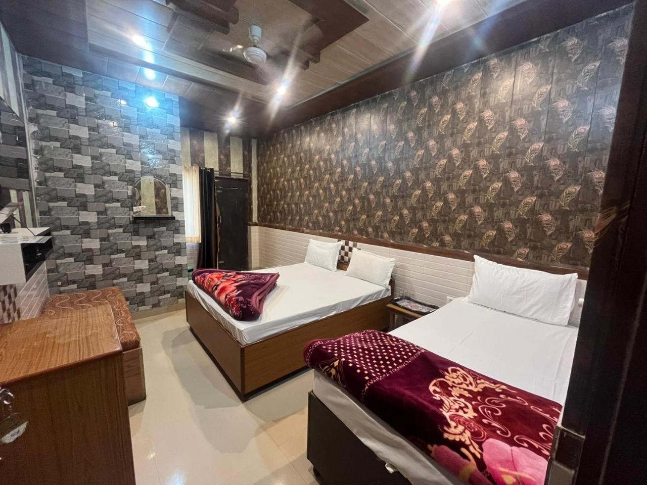 Hotel Aapno Shyam And Restaurant Khātu 外观 照片