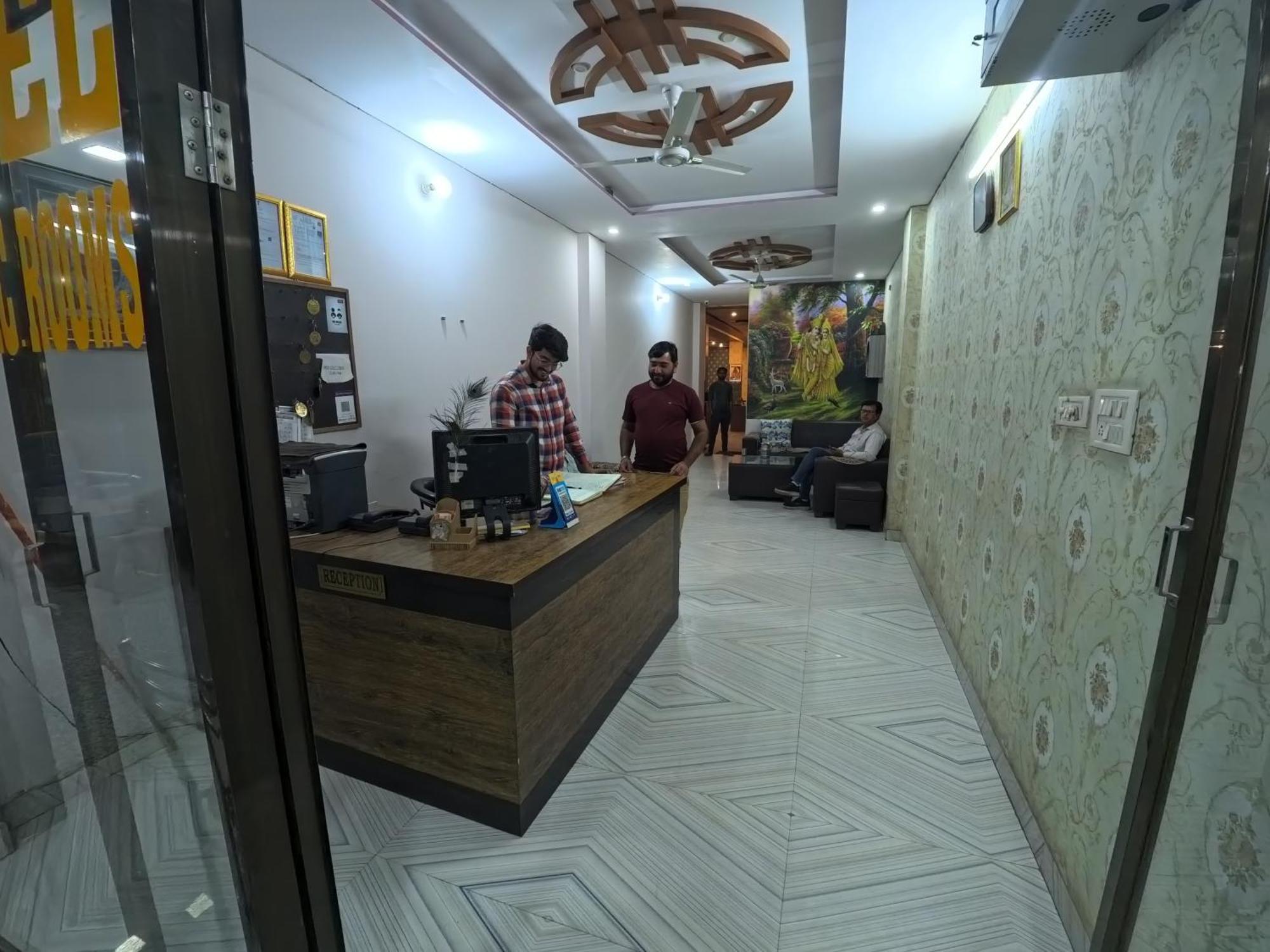 Hotel Aapno Shyam And Restaurant Khātu 外观 照片