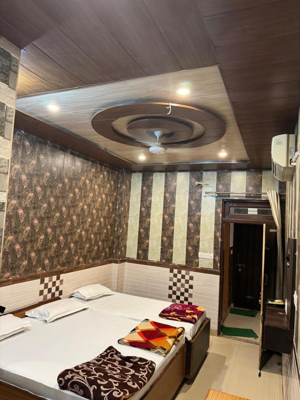 Hotel Aapno Shyam And Restaurant Khātu 外观 照片