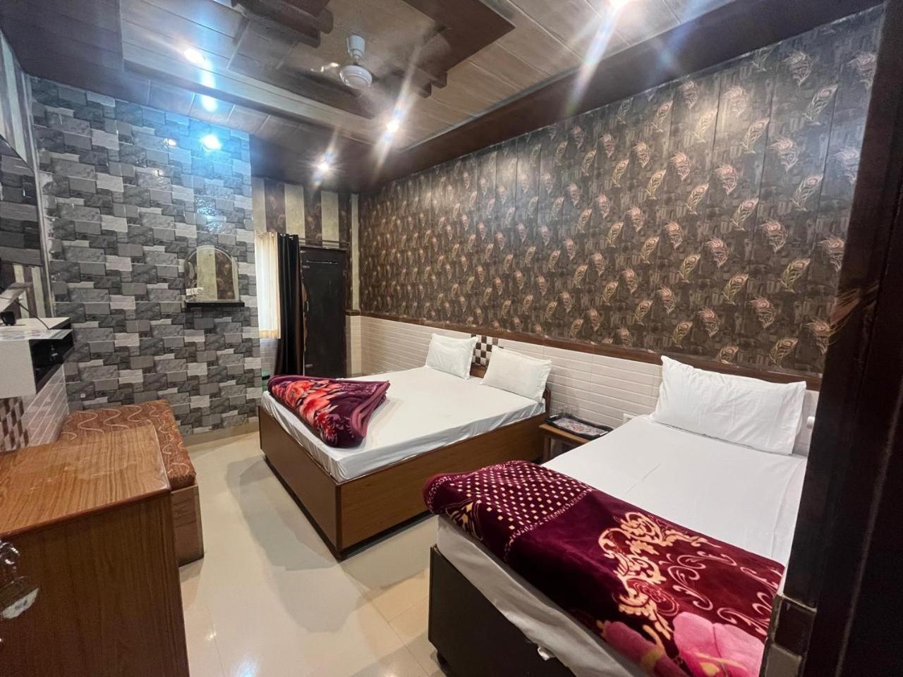 Hotel Aapno Shyam And Restaurant Khātu 外观 照片