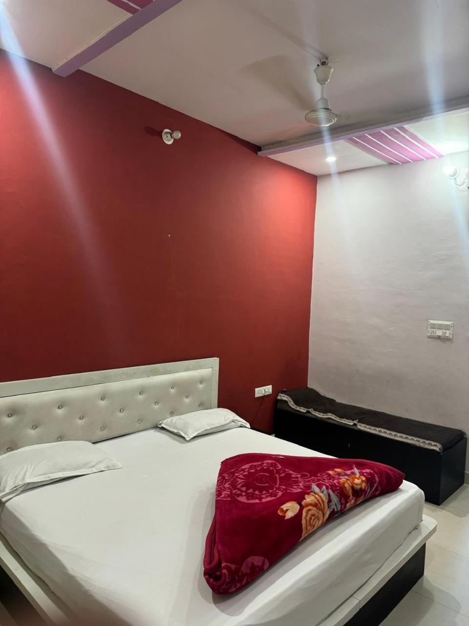 Hotel Aapno Shyam And Restaurant Khātu 外观 照片
